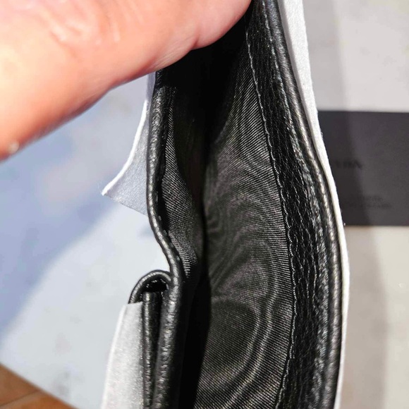 AUTHENTIC Prada Wallet NWT - Picture 7 of 11